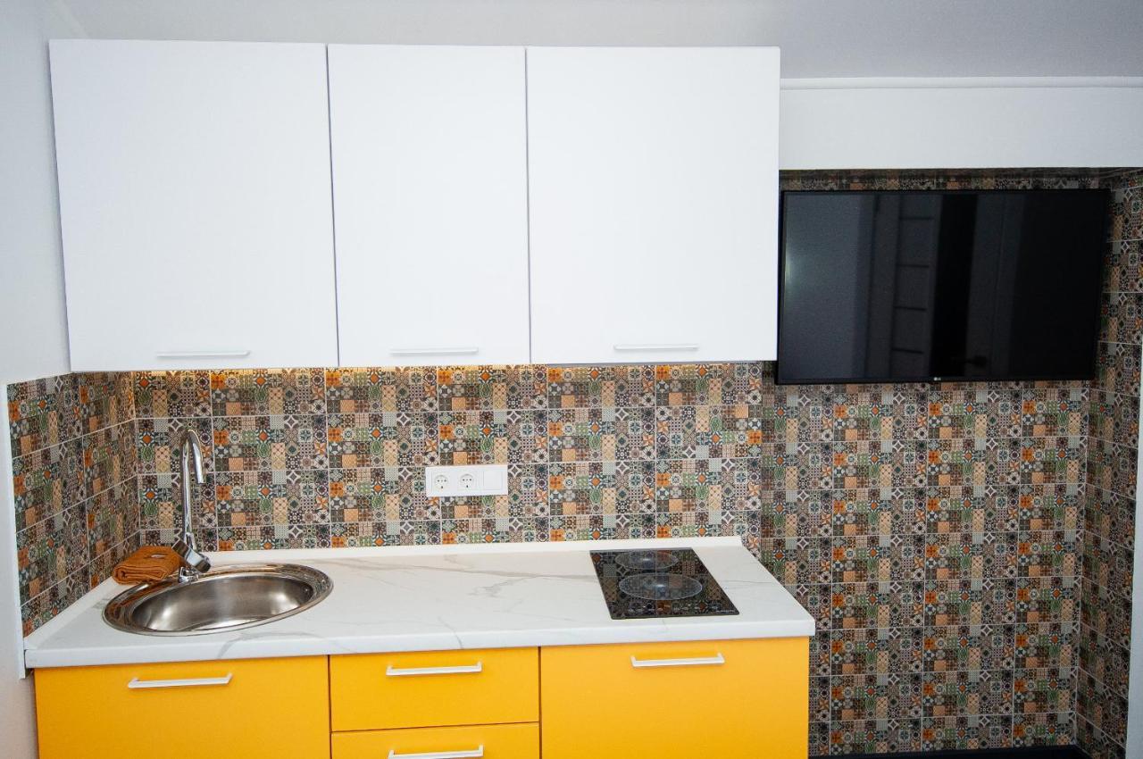 Apartments On Chaykovskogo 16 オデッサ エクステリア 写真