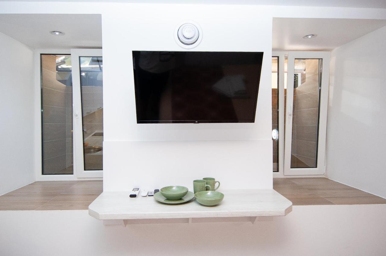Apartments On Chaykovskogo 16 オデッサ エクステリア 写真