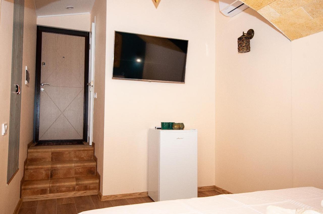 Apartments On Chaykovskogo 16 オデッサ エクステリア 写真
