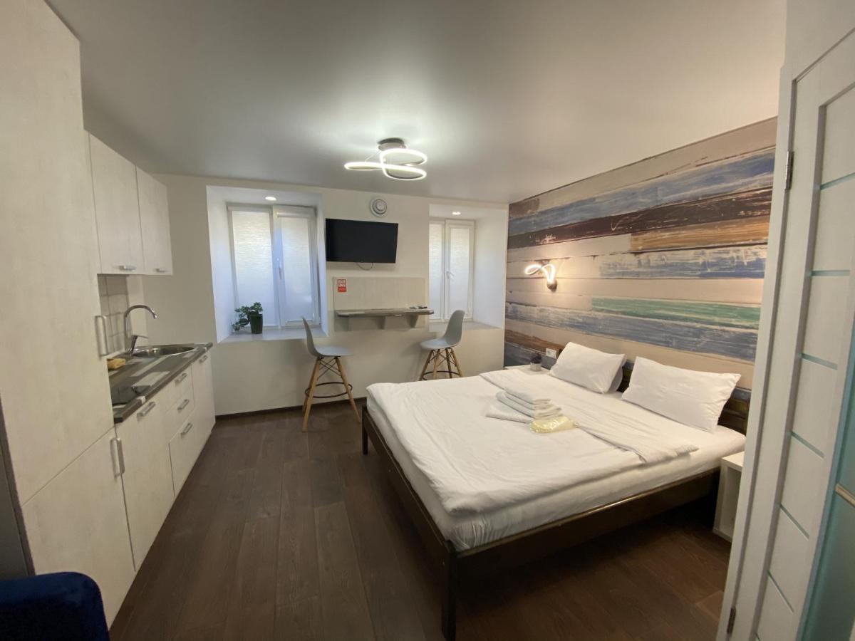 Apartments On Chaykovskogo 16 オデッサ エクステリア 写真
